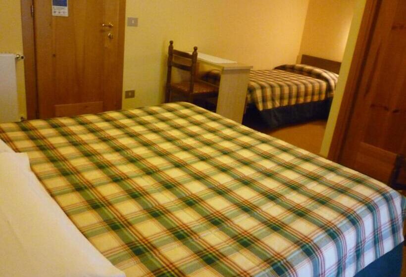 فندق I Rododendri