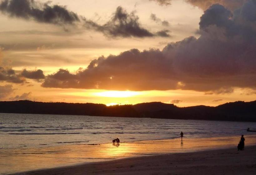 酒店 Lanta Baan Nok Resort