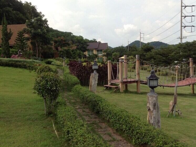 فندق Mai Ngern Mai Thong Resort