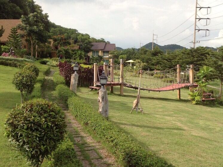 فندق Mai Ngern Mai Thong Resort