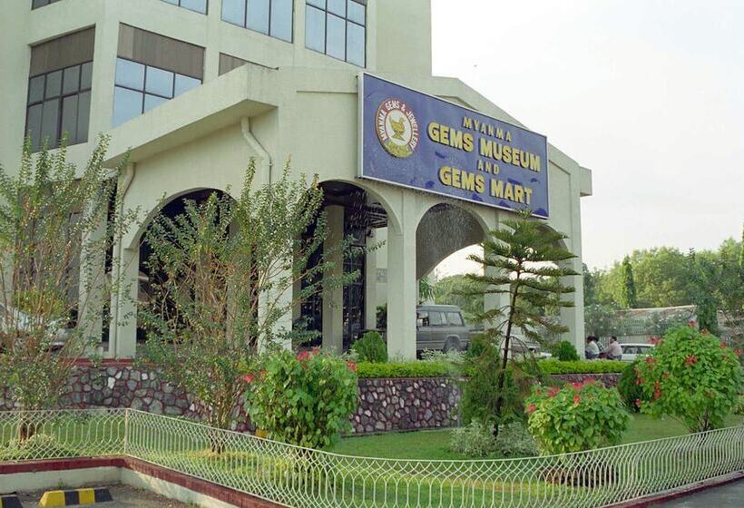 هتل Pan Pacific Yangon