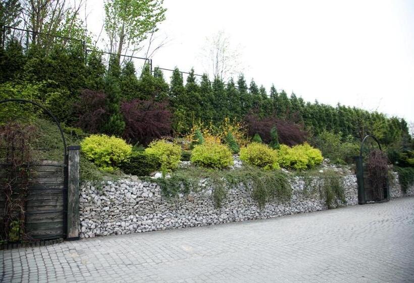 Отель Politański