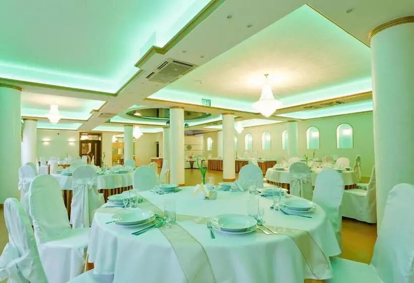 ホテル Politański