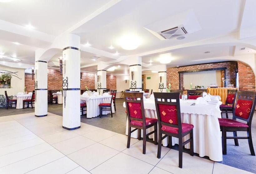 Отель Politański