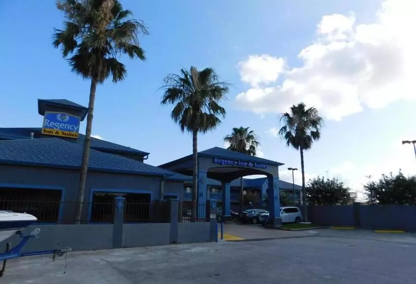 هتل Regency Inn & Suites Beaumont