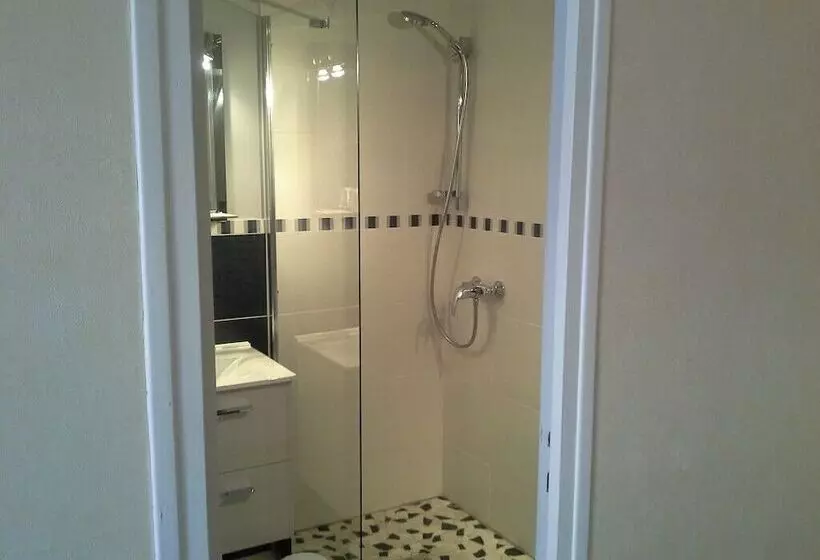 Logis Hotel Restaurant Le Cheval Blanc