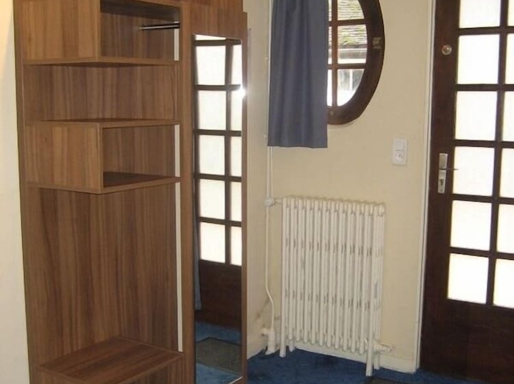 Logis Hotel Restaurant Le Cheval Blanc