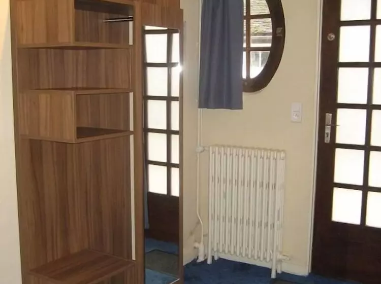 Logis Hotel Restaurant Le Cheval Blanc