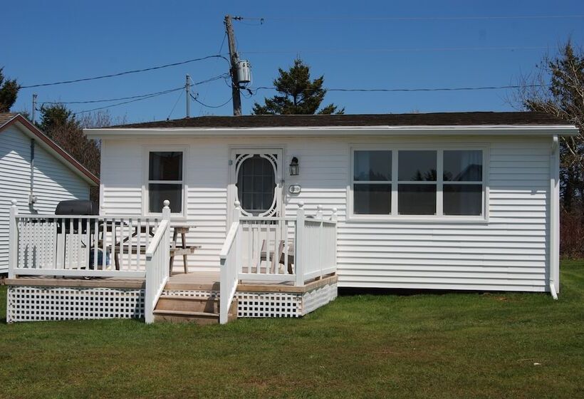 בית מלון כפרי Shining Waters Cottages