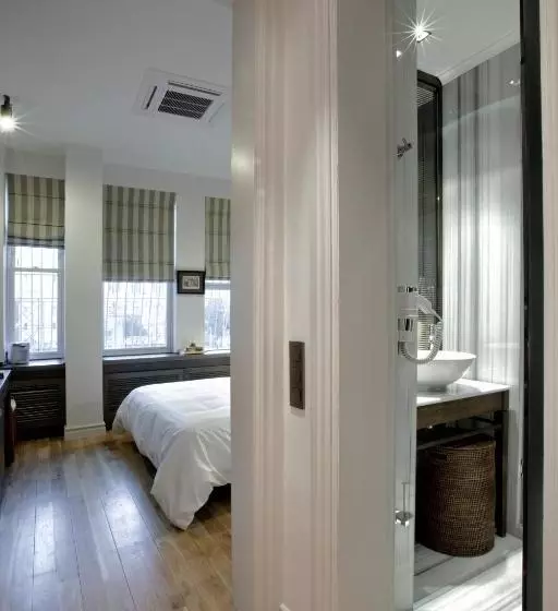 هتل Urban Suites