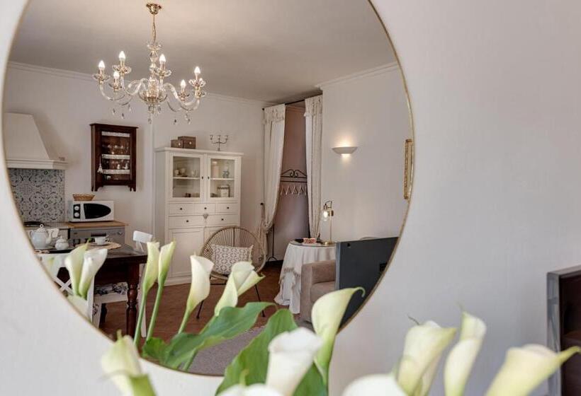 هتل Villa Del Papa