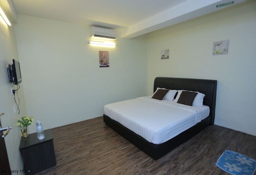 Jam Hotel Near Erl Salak Tinggi Sepang