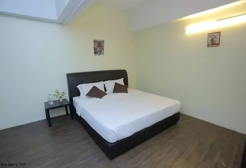 Jam Hotel Near Erl Salak Tinggi Sepang