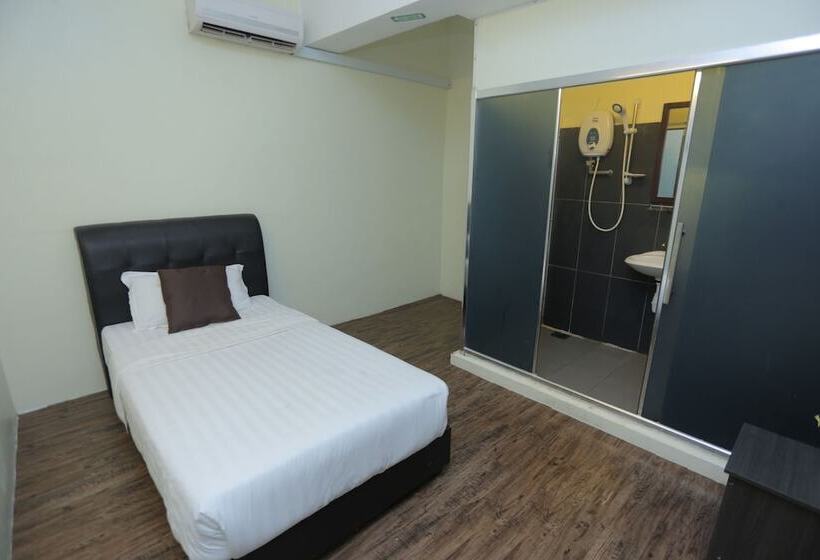 Jam Hotel Near Erl Salak Tinggi Sepang