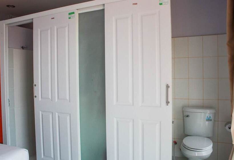 פנסיון Baan Taklom Chomtalay