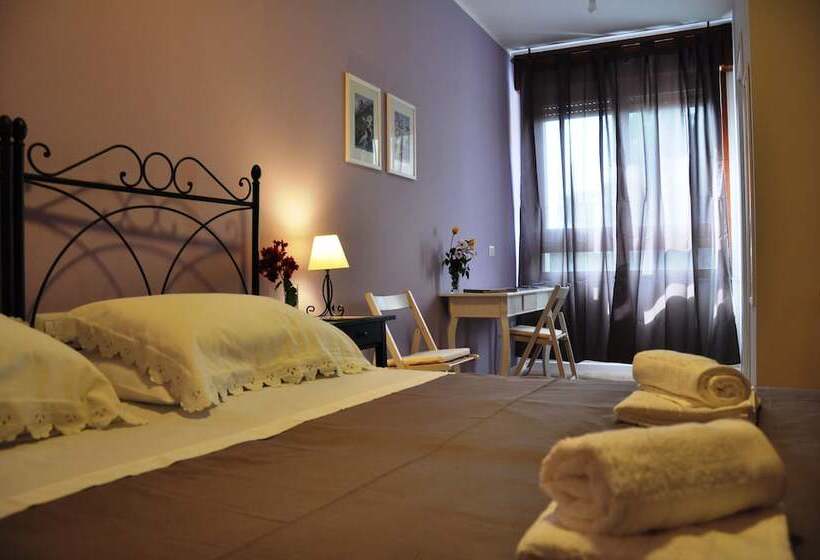 פנסיון Marcella House