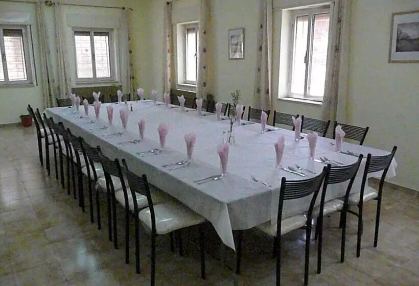 پانسیون St Andrews Guesthouse Ramallah