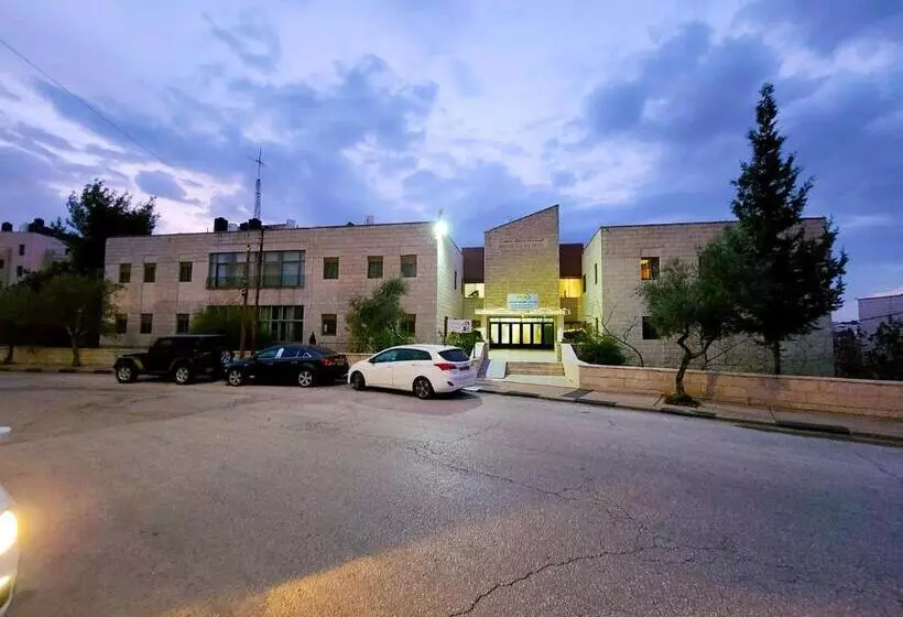 پانسیون St Andrews Guesthouse Ramallah