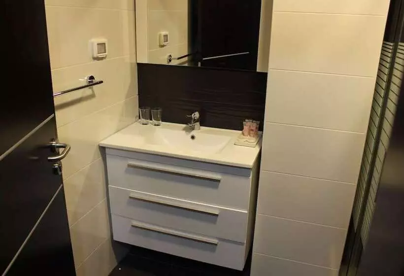 پانسیون St Andrews Guesthouse Ramallah
