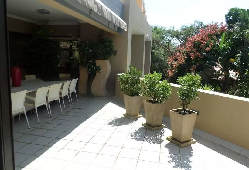 ペンション The Links Guest House