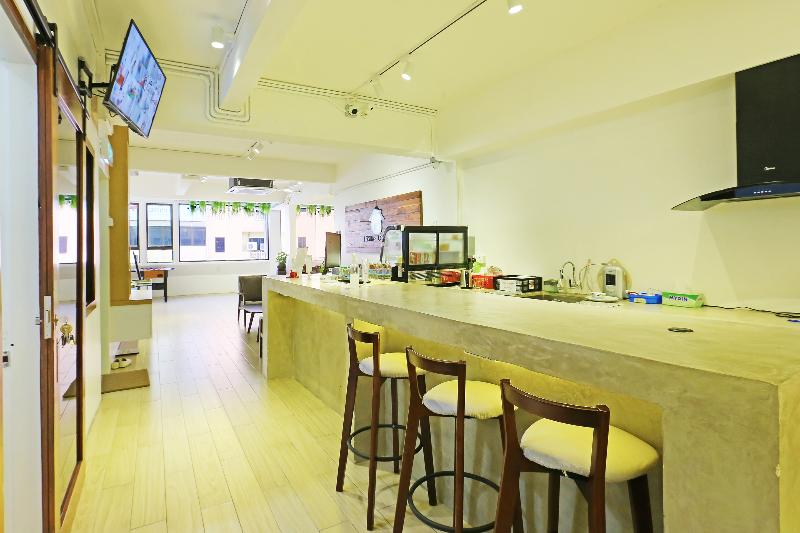 Общежитие Leisure Lodge