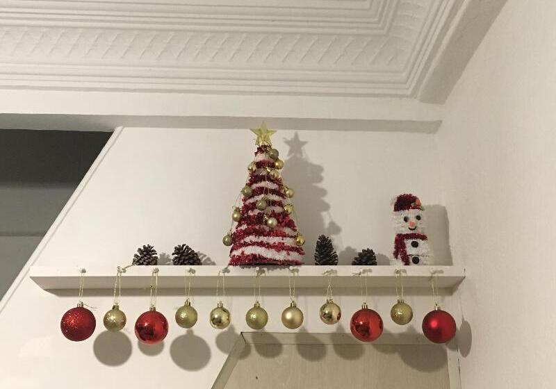 Общежитие Leisure Lodge