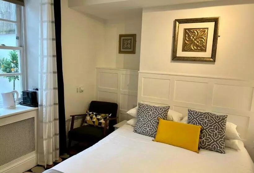 Aamiaismajoitus (B&B) Ferndale Mews