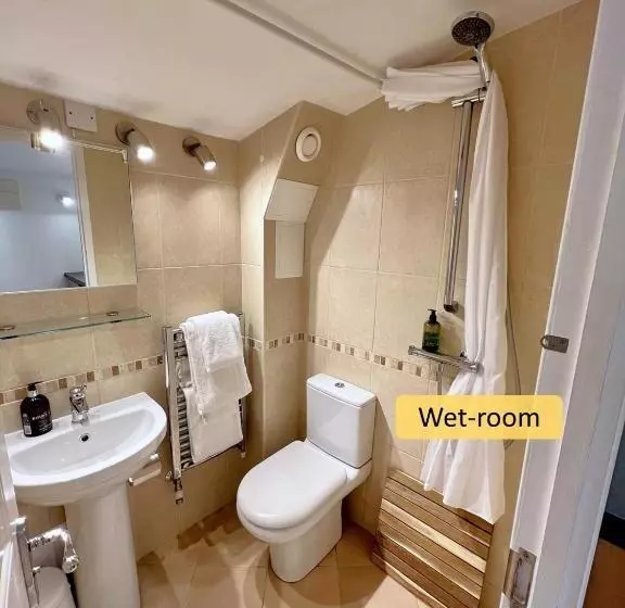 Aamiaismajoitus (B&B) Ferndale Mews