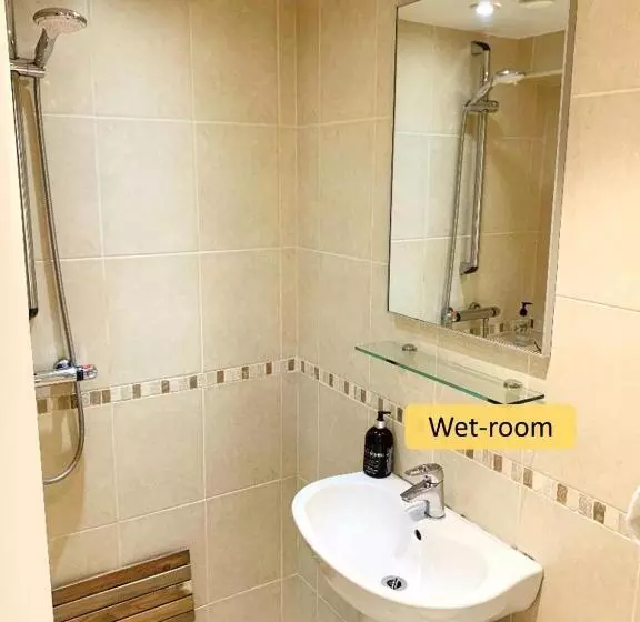 Aamiaismajoitus (B&B) Ferndale Mews