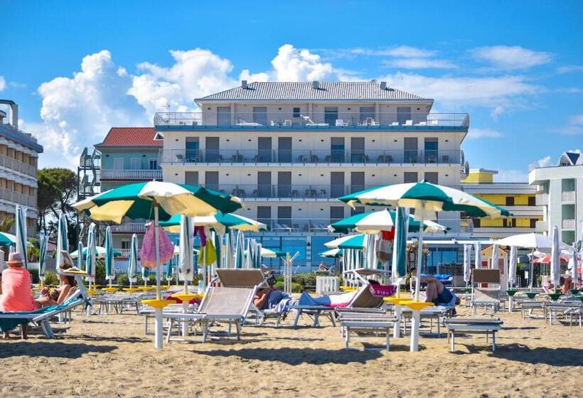 هتل Delle Nazioni   Adults Only