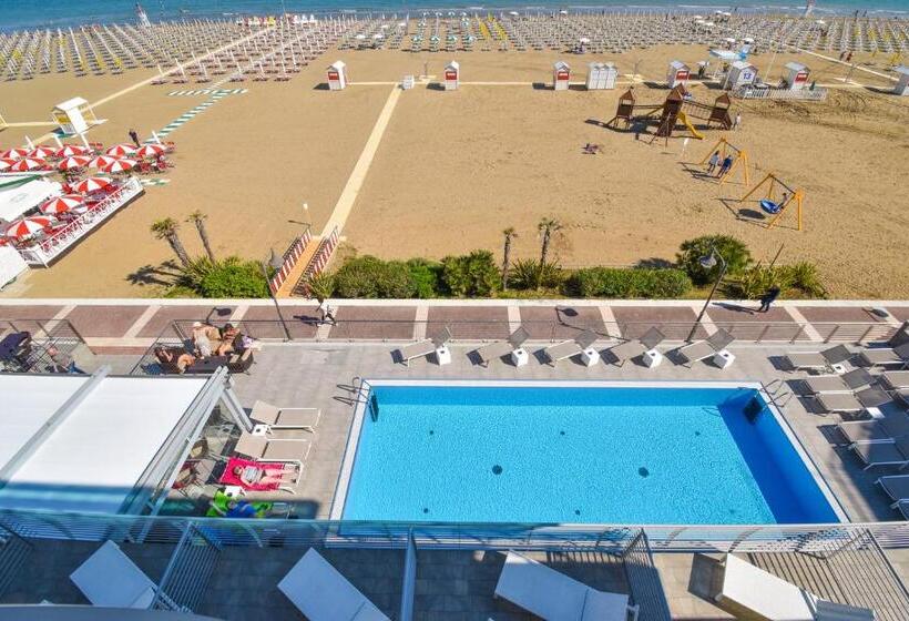 هتل Delle Nazioni   Adults Only