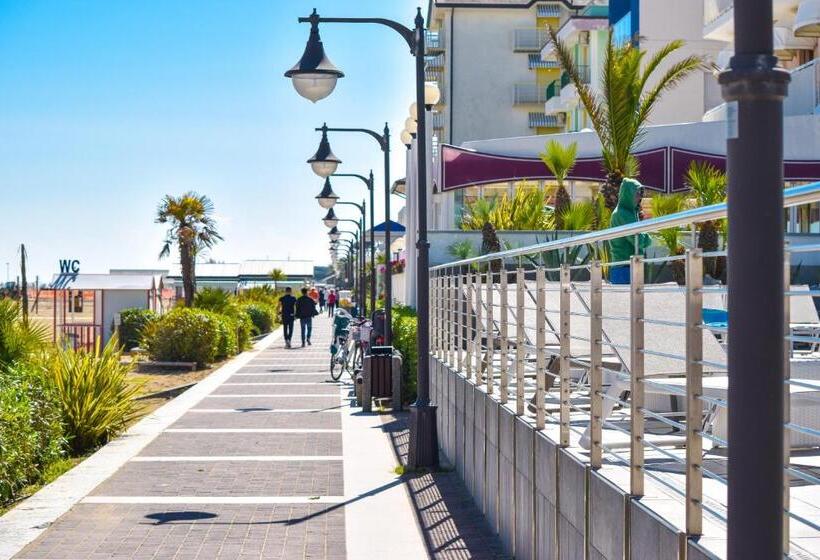 هتل Delle Nazioni   Adults Only