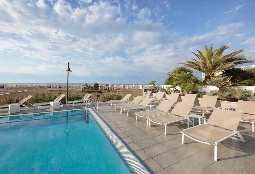 هتل Delle Nazioni   Adults Only