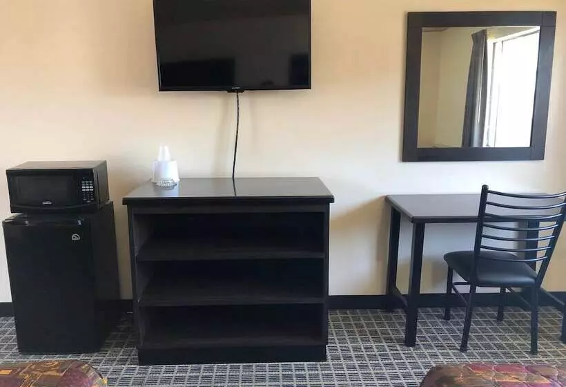 ホテル Economy Inn Fresno