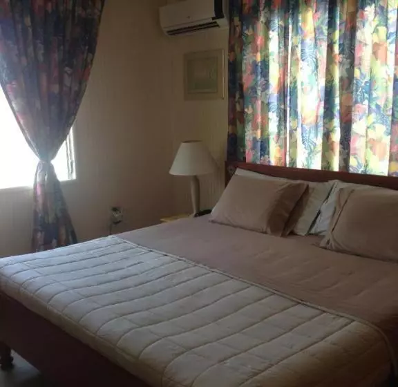 هتل Eko Cozy Guest House