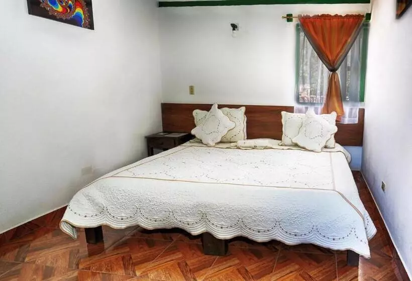 ホテル Esquina Colonial