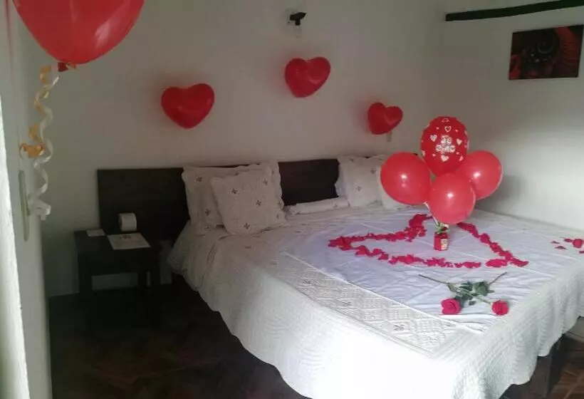 ホテル Esquina Colonial