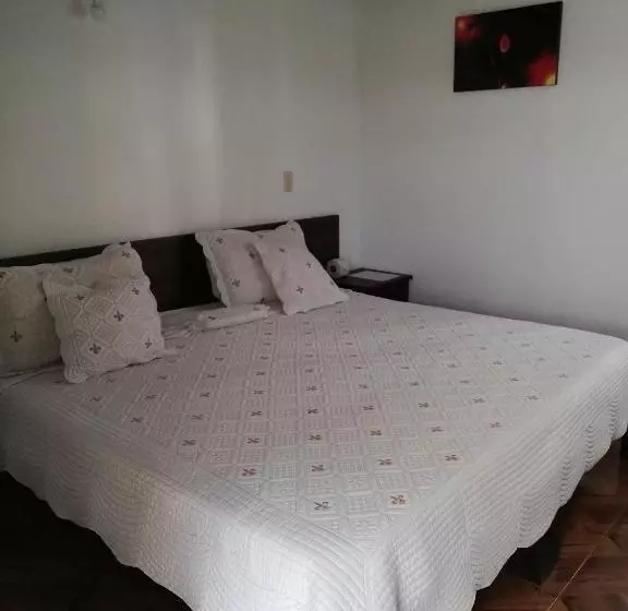 ホテル Esquina Colonial