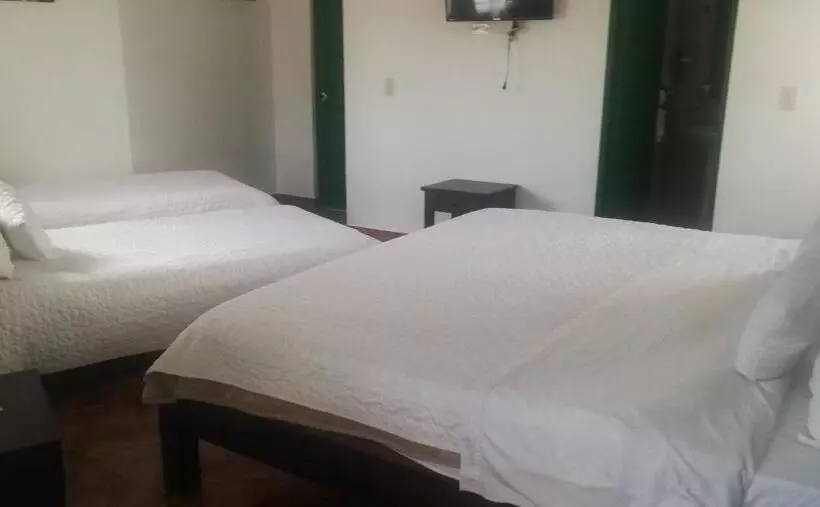 ホテル Esquina Colonial