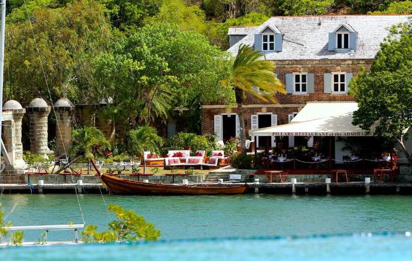 هتل Gunpowder House & Suites