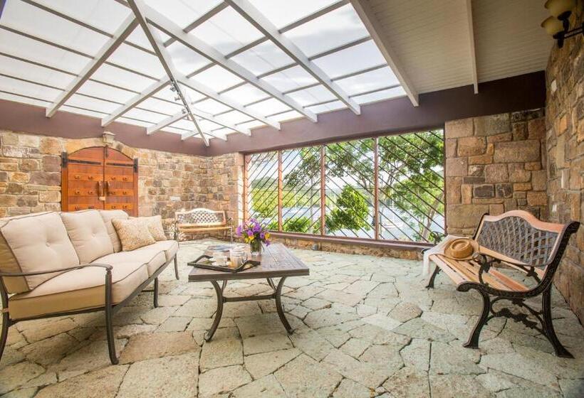 هتل Gunpowder House & Suites