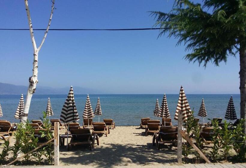 Отель Pogradeci 2