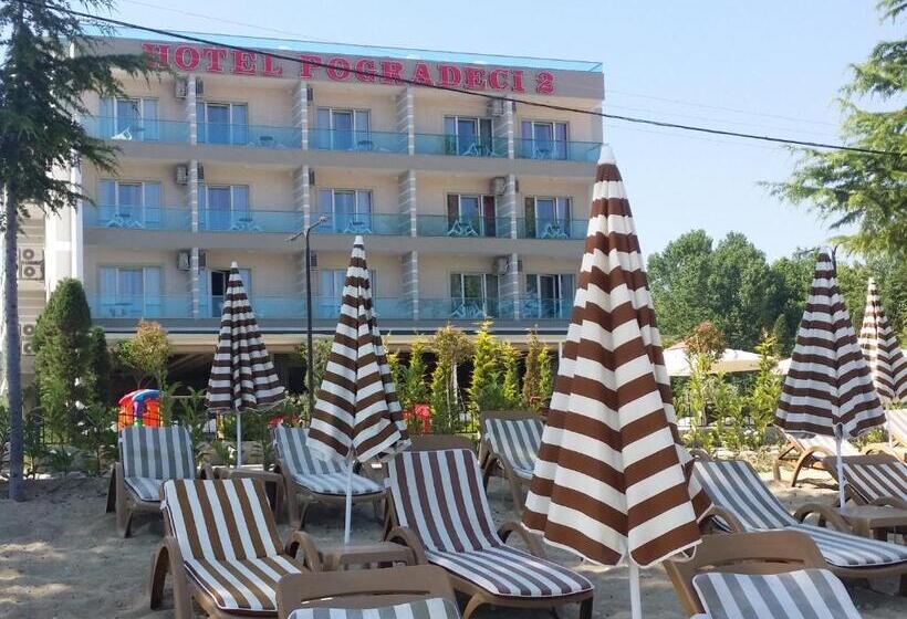 Отель Pogradeci 2