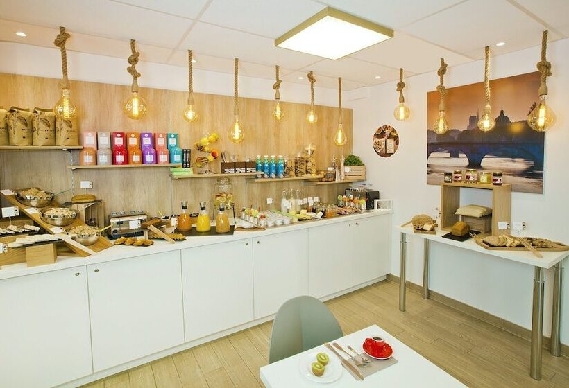 בית מלון כפרי Residhome Asnieres Park