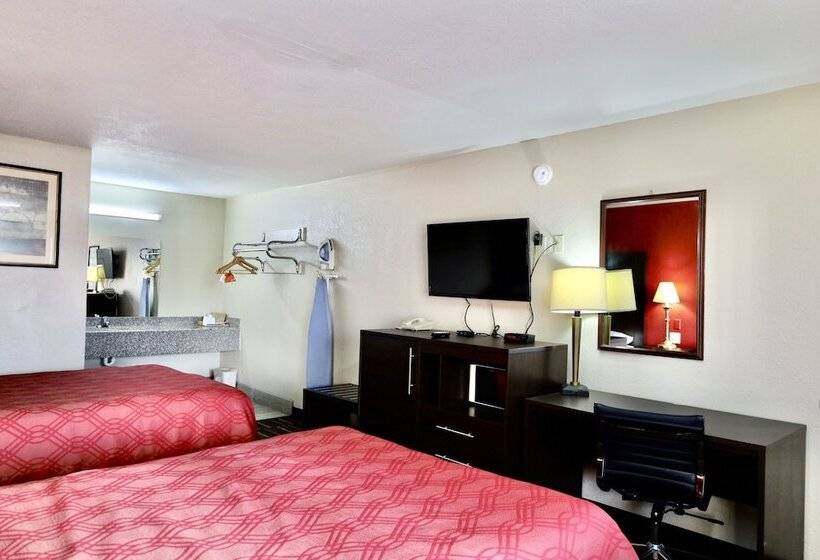 Отель Rodeway Inn