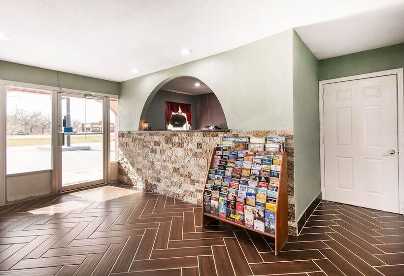 Отель Rodeway Inn