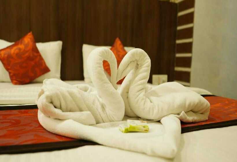 호텔 Sai Sharan Stay Inn