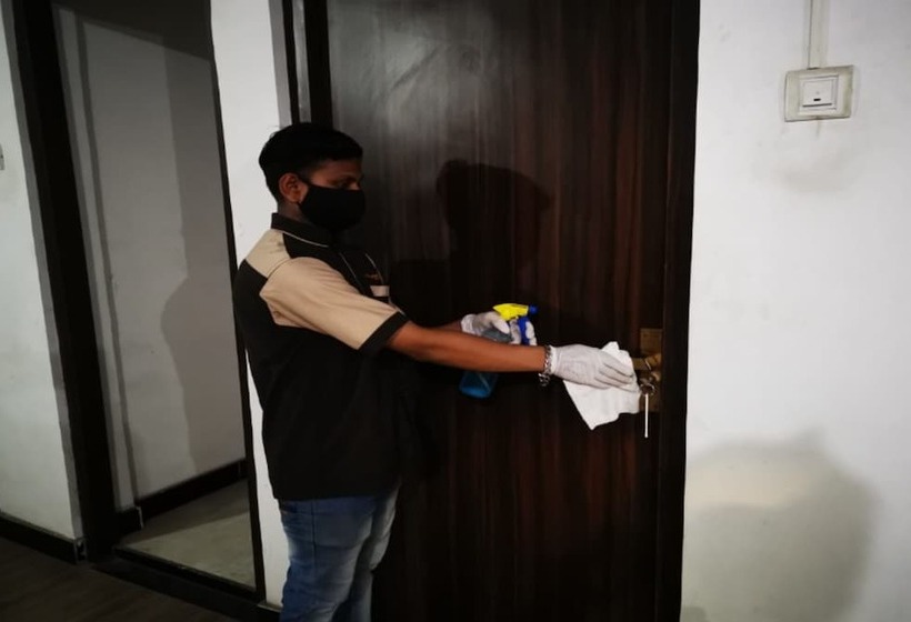 호텔 Sai Sharan Stay Inn