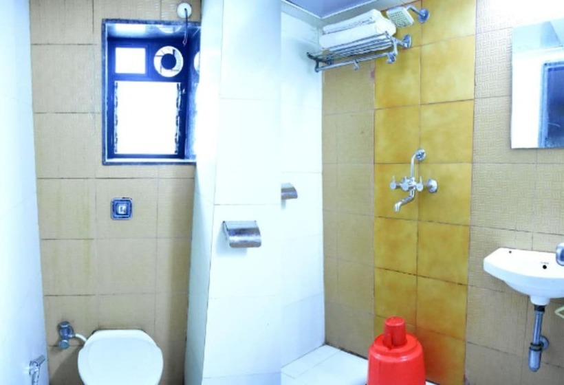 호텔 Sai Sharan Stay Inn