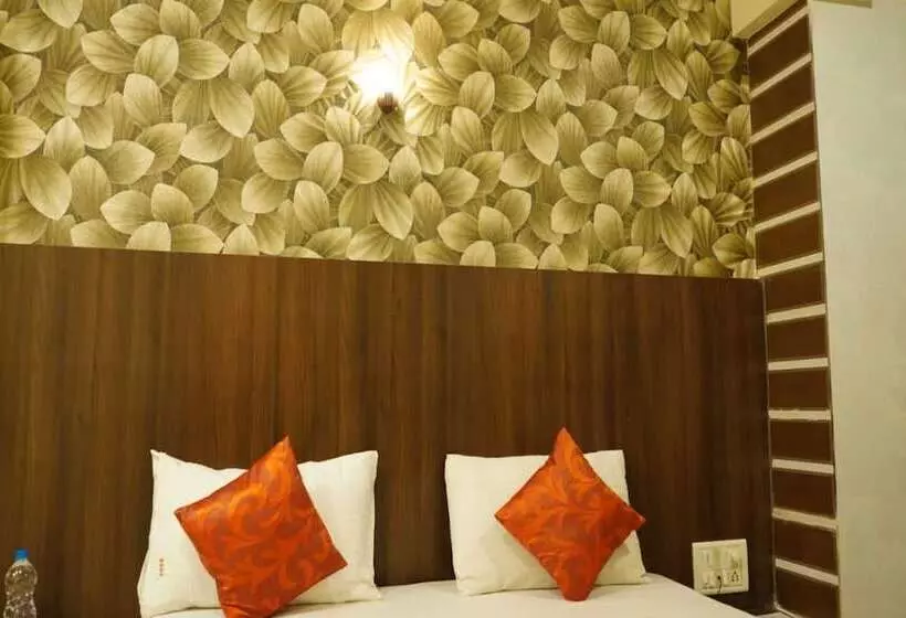 ホテル Sai Sharan Stay Inn